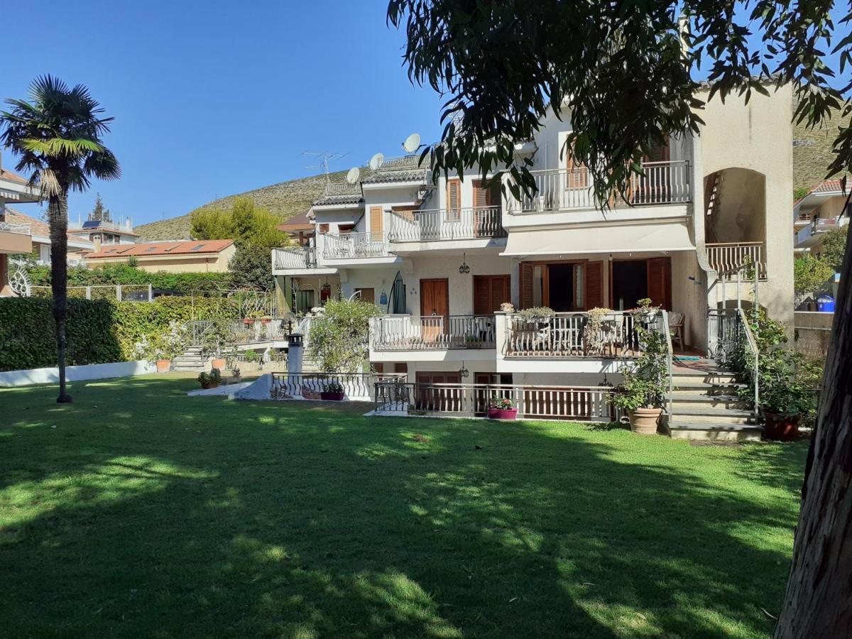 La Bouganville Formia Exterior photo